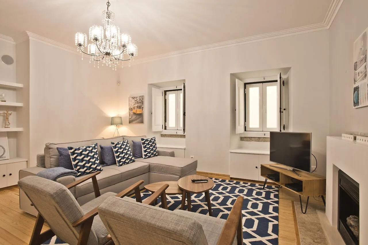 Lisboa Bmyguest - Sao Bento Garage Apartment